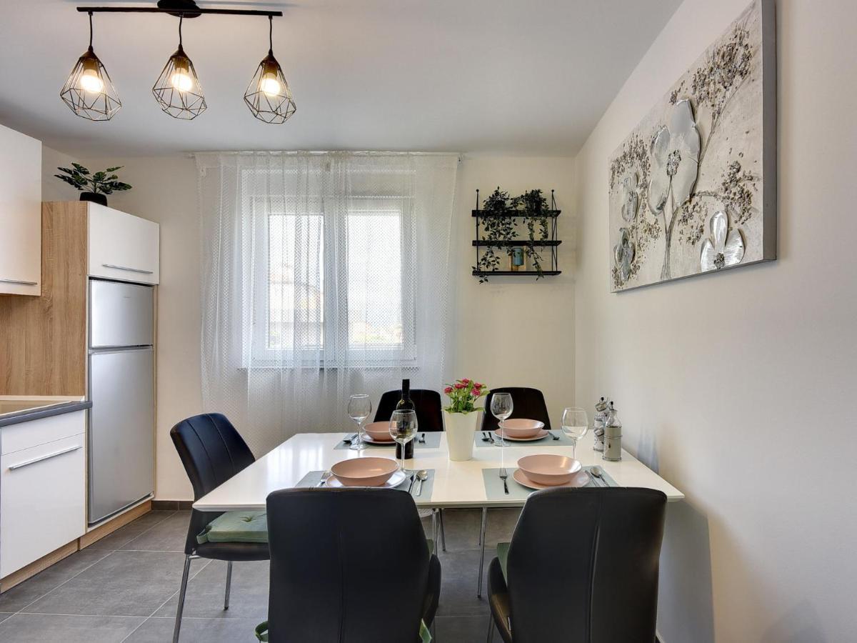 Villa Noemi By Interhome Ližnjan المظهر الخارجي الصورة